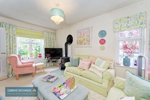 Sitting Room- click for photo gallery